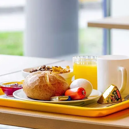 Отель Ibis Budget Kurfuerstendamm - Neu Renoviert Берлин